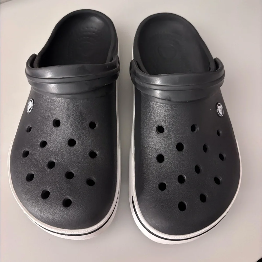 Crocs - Picture 2 of 6